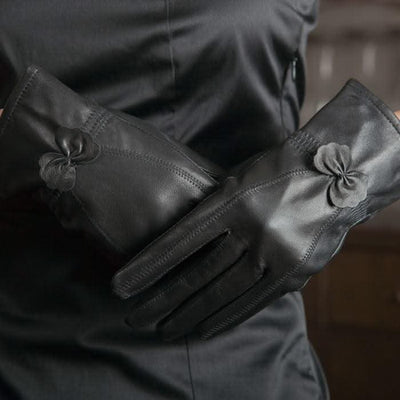 Butterfly style split finger women gloves