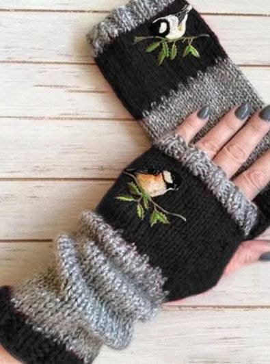 Warm Stitching Embroidered Gloves Women