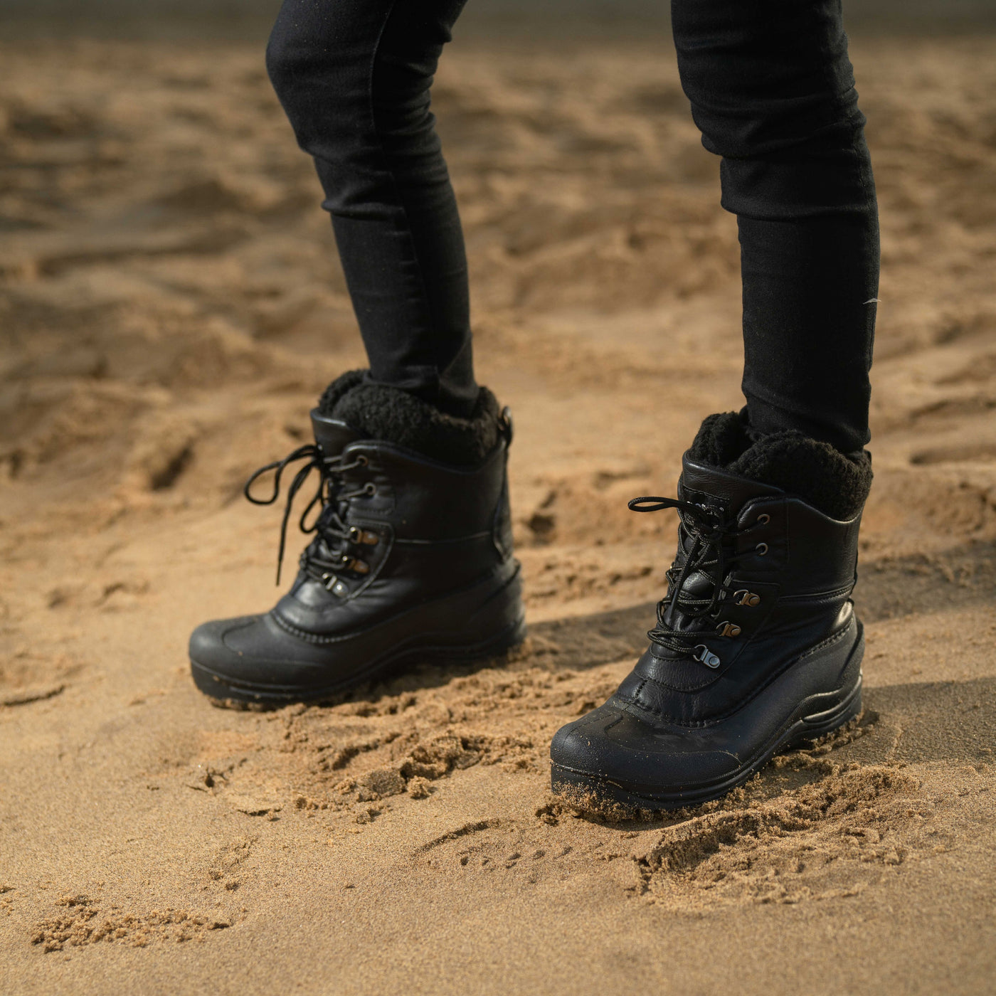 [Popular Choice] Riemot Men's High Quality Snow Boots - Durable, Non-Slip Traction Sole for Hiking, Trekking & Gardening - Warm Fleece Lined Ankle Support, Lace-Up Closure- Versatile All-Season Outdoor Footwear, Winter Hiking