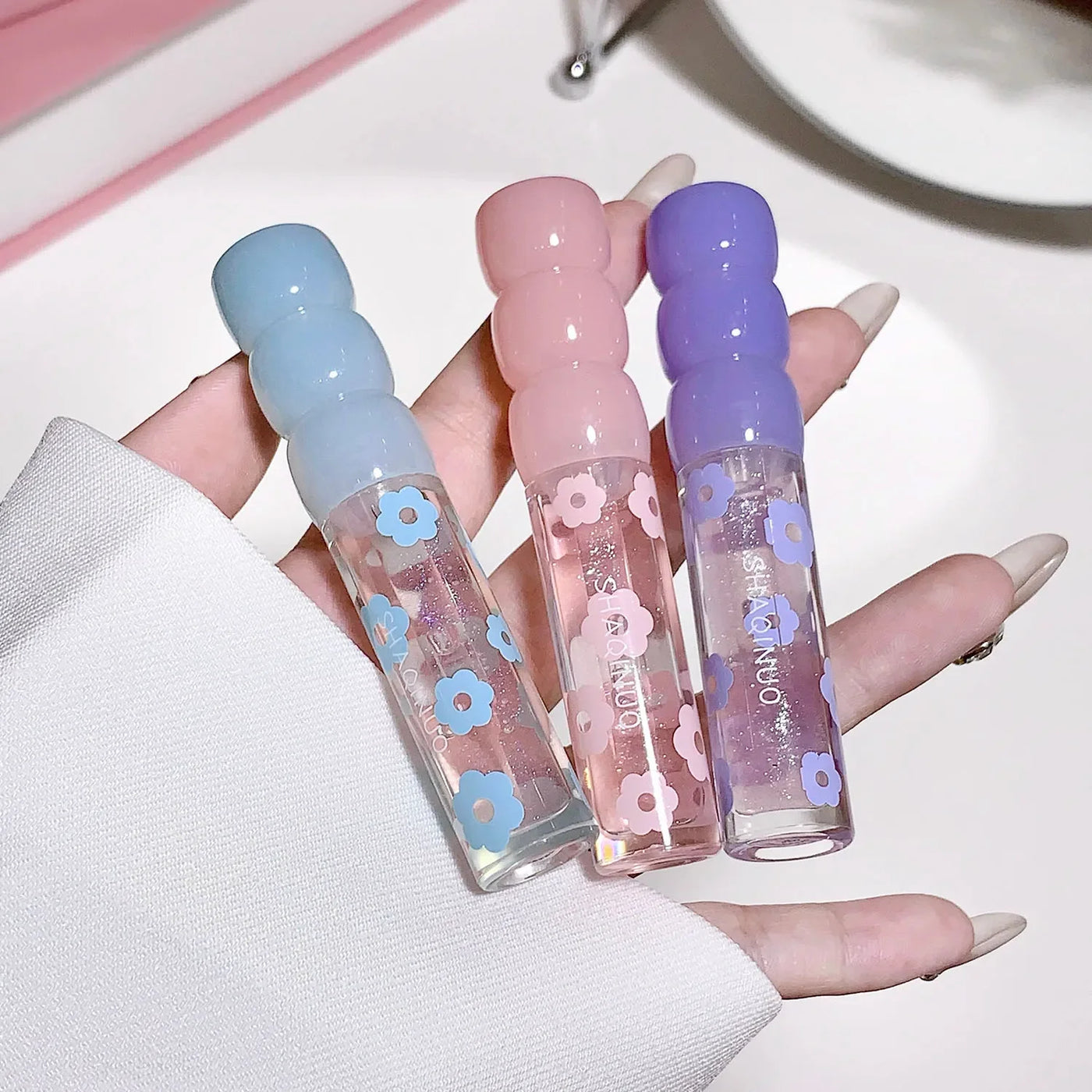 Shimmering Dewy Hydrating Lip Oil Gloss - Intense Moisturizer with Lightweight, Non-Sticky Shine - Perfect Long-Lasting Lip Care