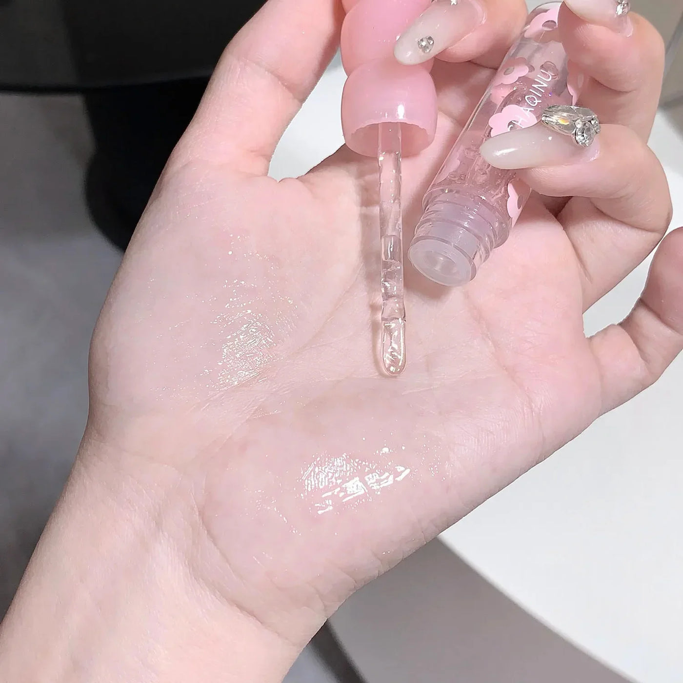 Shimmering Dewy Hydrating Lip Oil Gloss - Intense Moisturizer with Lightweight, Non-Sticky Shine - Perfect Long-Lasting Lip Care