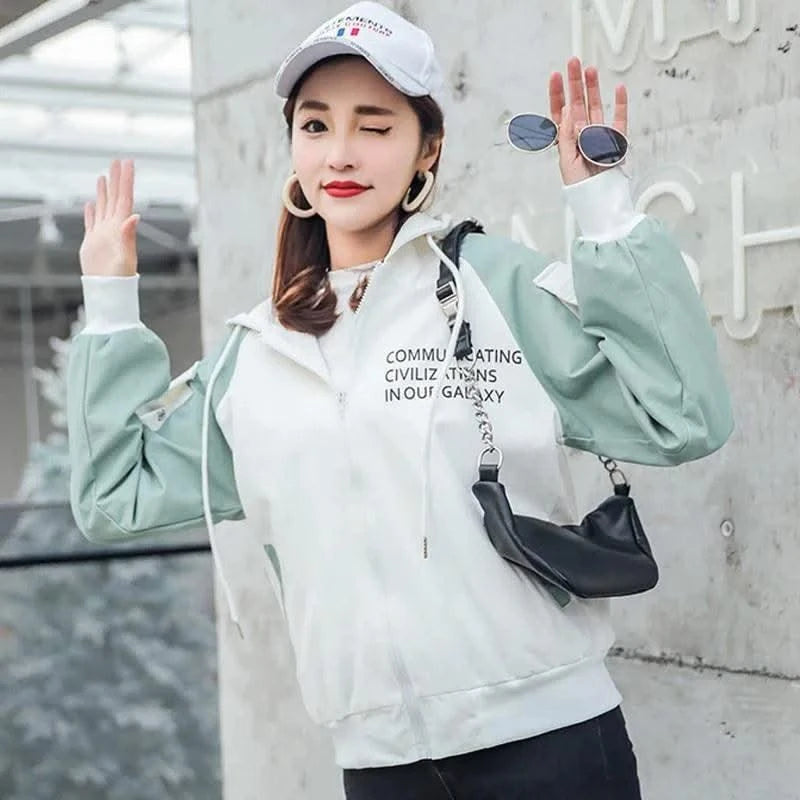 Lightweight Women's Hooded Jackets Autumn Windbreaker Basic Coats Loose Zipper Plus Size P619