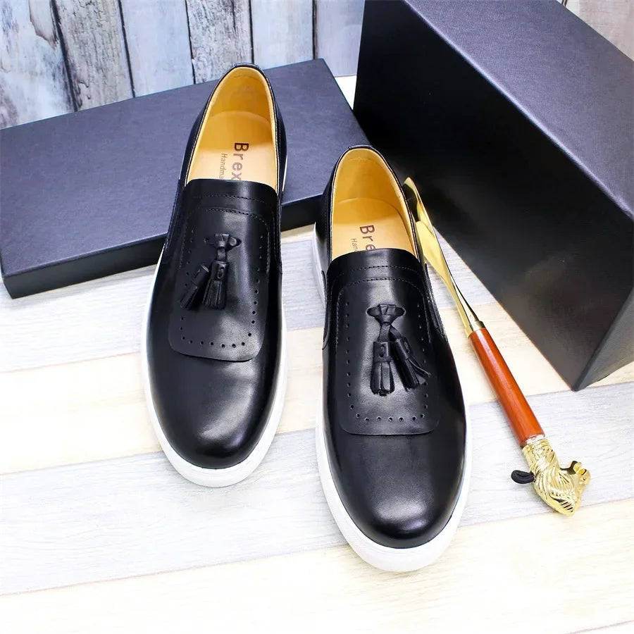 Leather casual shoes tassel high-end handmade men's shoes comfortable round toe flat shoes office banquet men's loafers