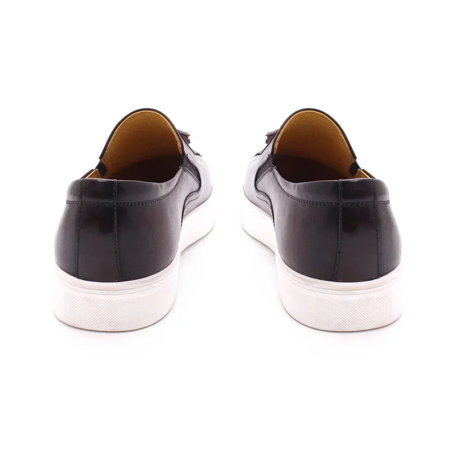 Leather casual shoes tassel high-end handmade men's shoes comfortable round toe flat shoes office banquet men's loafers