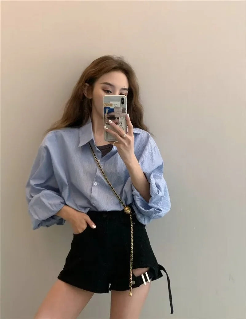 American style high street washed distressed high waisted slightly flared jeans for men and women, trendy brand, cool pants for