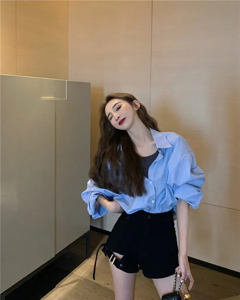 American style high street washed distressed high waisted slightly flared jeans for men and women, trendy brand, cool pants for