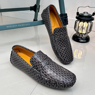 New Loafers Men Handmade Leather Dress Shoes Man Driving Flats Slip on Luxury Comfy Moccasins Black Party Shoes for Men