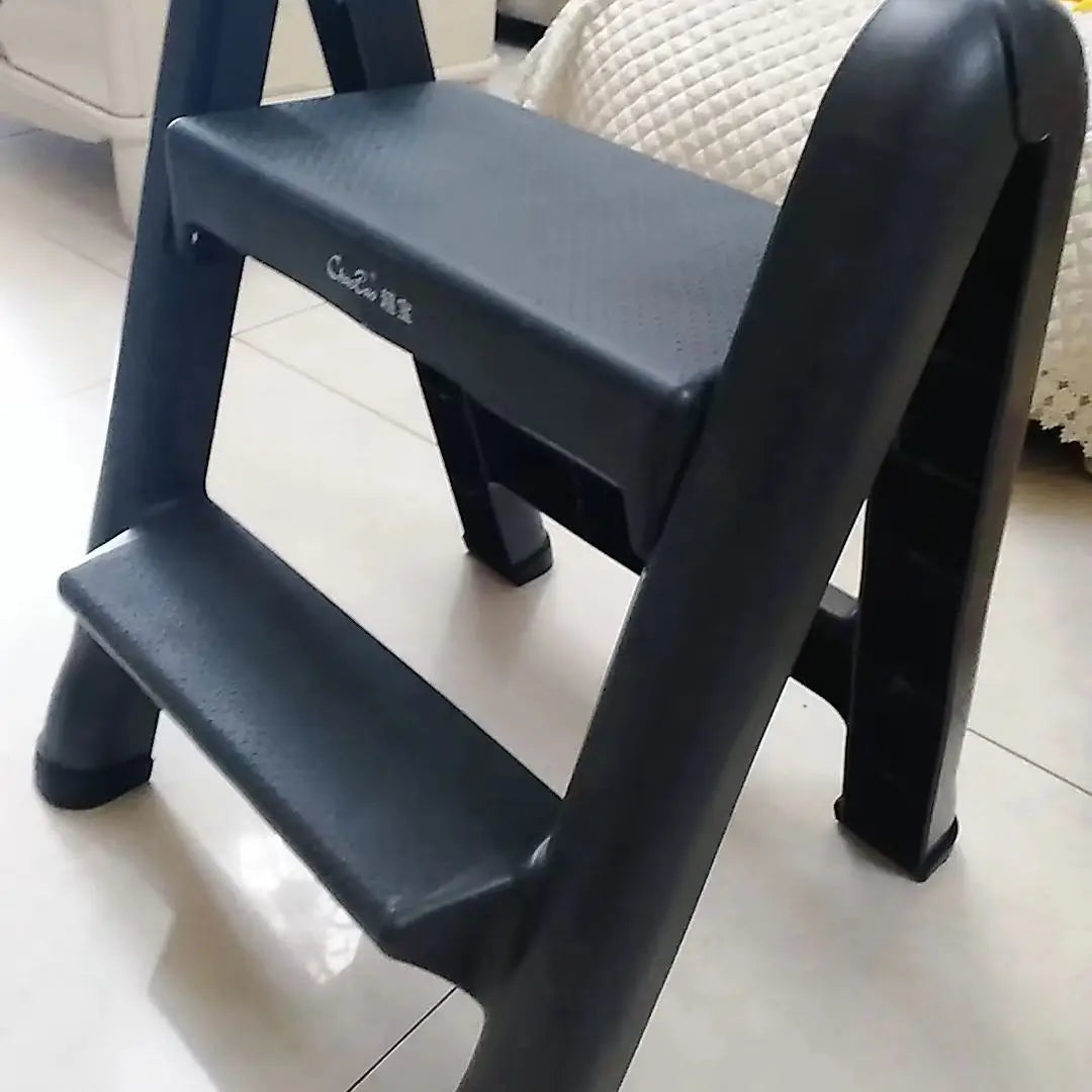 Plastic Folding Ladder,2 Step,Easy to Store for Household,Kitchen Bedroom Use,Shopping Mall,Stairs,Attic,Sturdy 200KG
