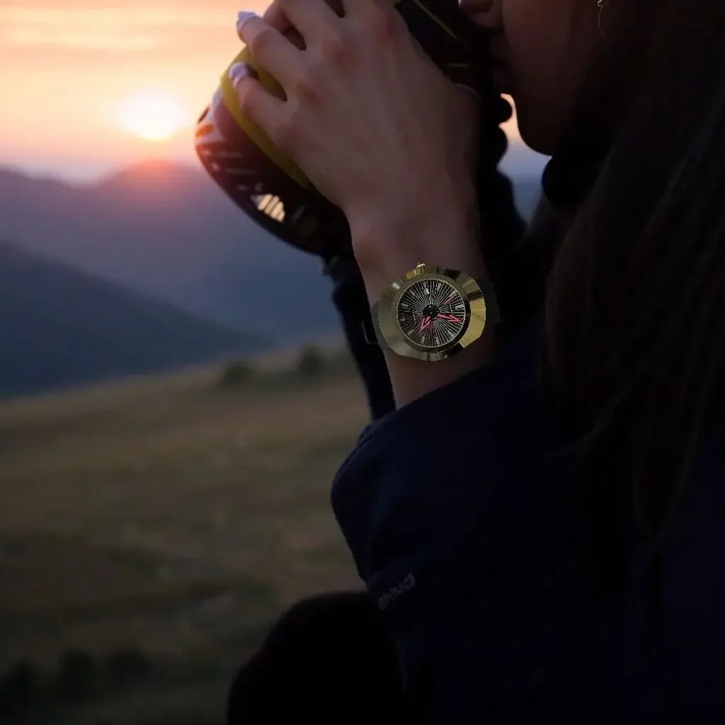 Premium High-End Fashion Quartz Men's Watch – Waterproof, Date Display, Comfortable Imported Rubber Strap