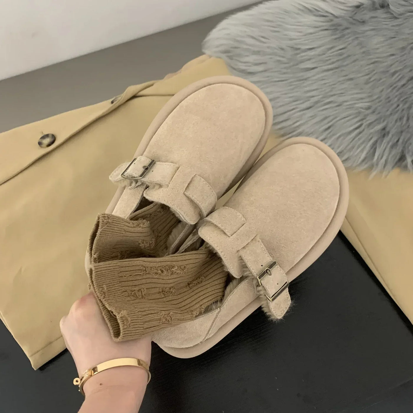 2024 New Women Sneakers Comfortable Breathable Loafers Casual Flats Shoes Lightweight Designer Sneakers Women Shoes for Women