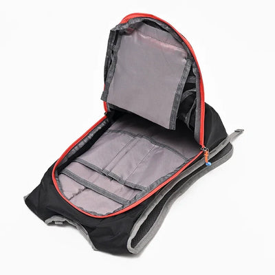 Multifunctional backpack suitable for hiking, mountaineering, and off-road cycling - featuring adjustable shoulder straps and ch