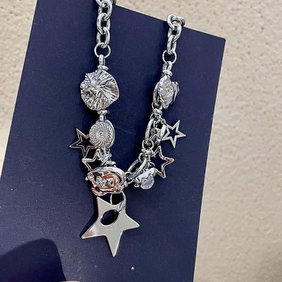 Fashion Jewelry Statement Necklace Ladies Personality Star Necklace Gothic Alloy Pentagram Short Necklace Women Wholesale Bijoux