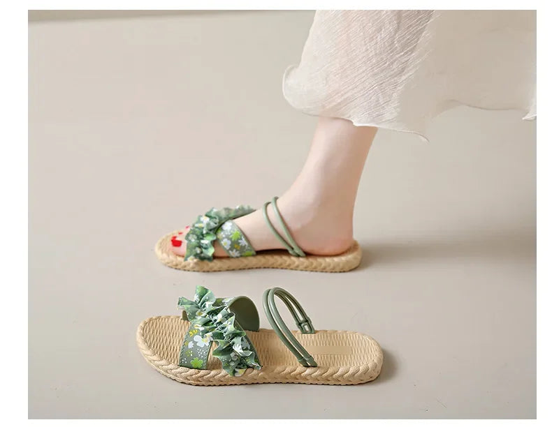 2025 New Floral Flip Flops for Women - Fashion Flat Sandals, Non-Slip Summer Slides for Beach/Outdoor, Trendy Ladies Casual Shoe