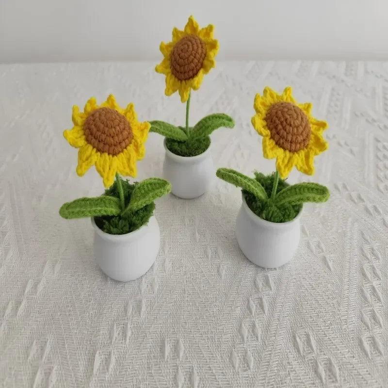 Handmade yarn hooks flowers sunflowers potted plants home decor wedding decorations holiday gifts