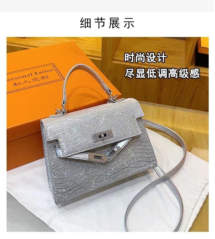 Classic shoulder bag for women