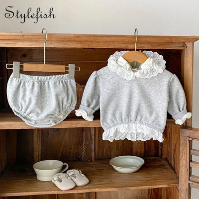 Autumn new style baby clothes 0-3 years old for girls, all-match clothes, lace pullover long-sleeved top + fart-bag pants set