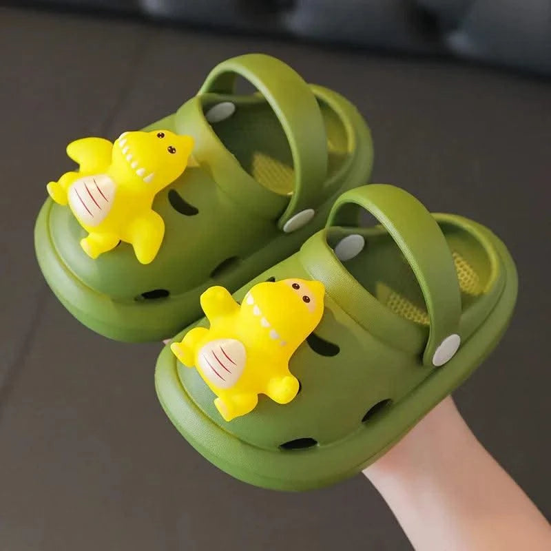 2023 Clogs  Boys Girls Summer Kids Children's Hole Shoes Infant Indoor Slippers Non-Slip Beach Sandals Toddler Home Shoes Baby