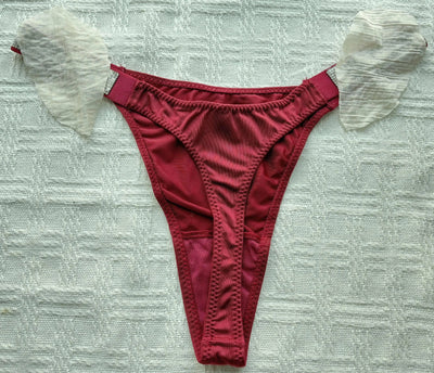 2025 New Women'S Underwear, Smooth Low-Waisted Sexy Women'S Thong, Attractive, Breathable, Shiny, Sexy And Comfortable In One