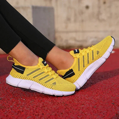 Women's Running Shoes Breathable Mesh Fabric Fashionable Sneakers Lightweight Casual Versatile Luxurious Men's Tennis Flat Shoes
