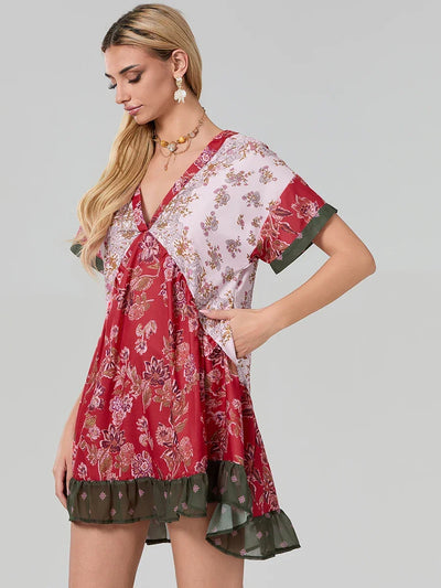 Women Summer Babydoll Dress Bohemian Holiday Vintage Floral Print Short Sleeve Deep V-Neck Flowy Dress with Pockets