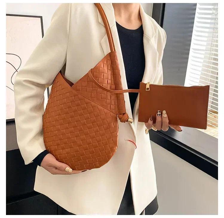 Famous designer women’s handbag with convertible shoulder strap leather luxury brand elegant spacious