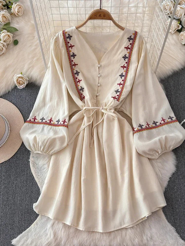 European American Style Women's New Cotton Linen 2024 Fashionable Lace Up Waist Slimming Patchwork Embroidered Short Dress A132