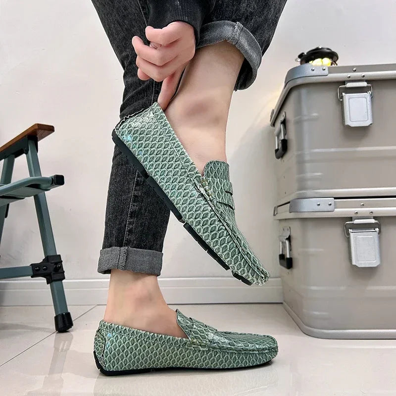 New Loafers Men Handmade Leather Dress Shoes Man Driving Flats Slip on Luxury Comfy Moccasins Black Party Shoes for Men