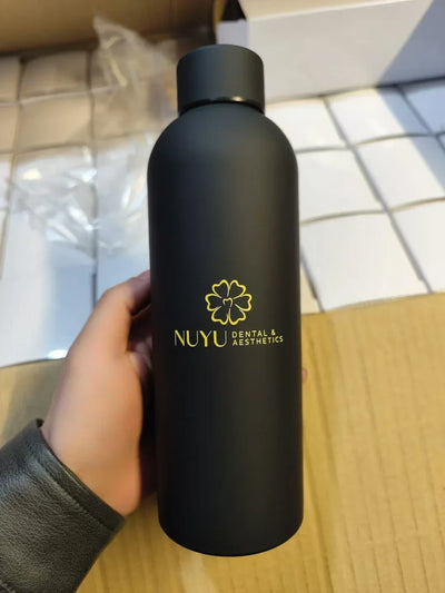 Personalized Stainless Steel Drinkware - 500ml Wine Tumbler with Lid - Custom Bridesmaid Gift - Wedding Party Favors - Insulated