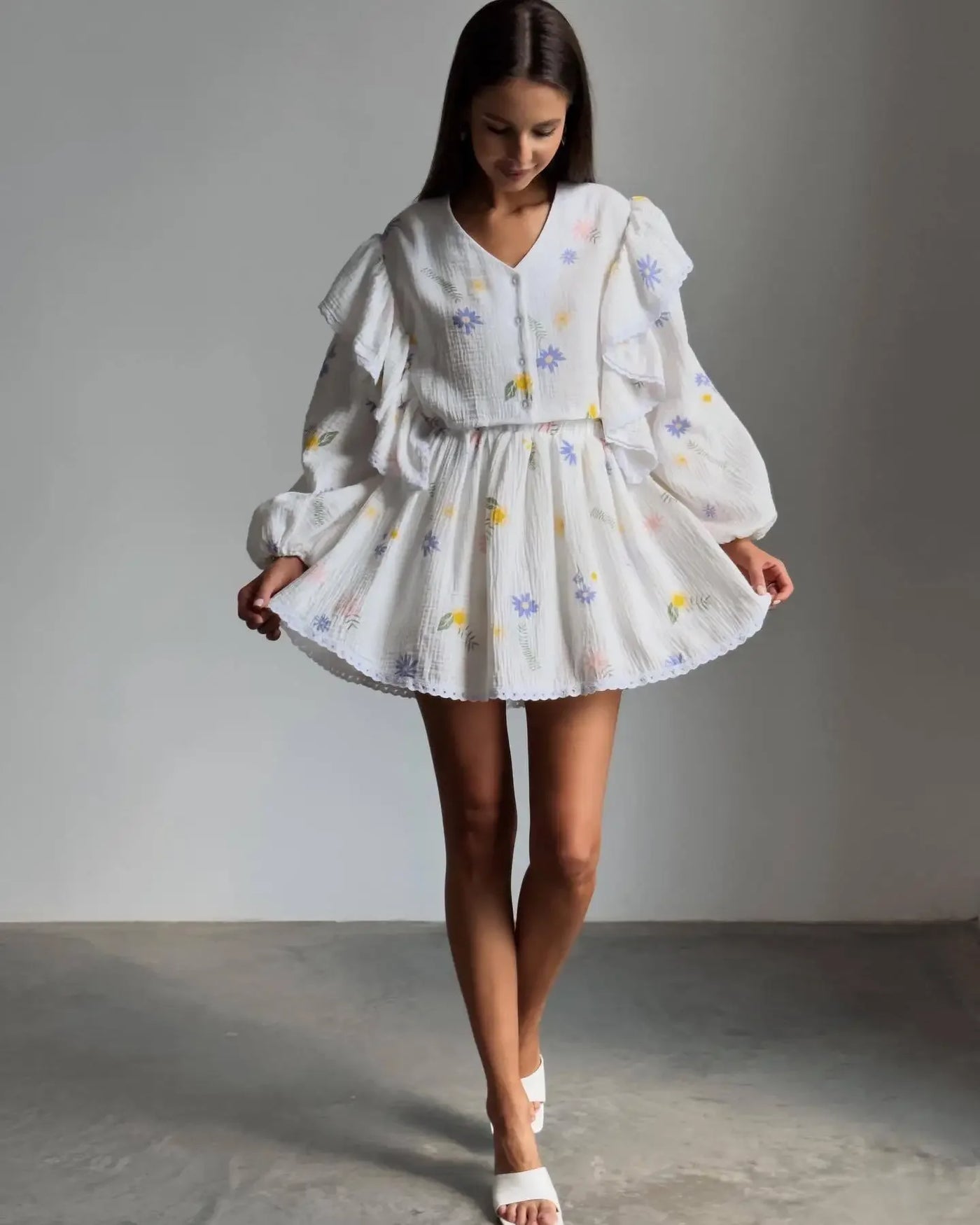 Women Lantern Linen Top