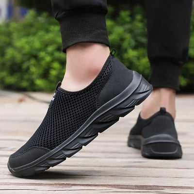 Men Shoes Breathable Mesh Summer Lightweight Hiking Walking Casual Shoes Slip-On Driving Men's Loafers