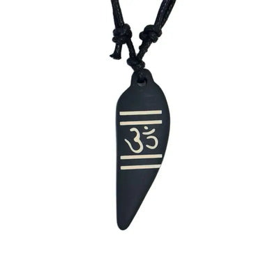AUM OM Ohm Hindu Buddhist Hinduism Yoga India Bone Resin Carving Pendant Necklace Amulet Lucky Gift Tribal Fashion Jewelry