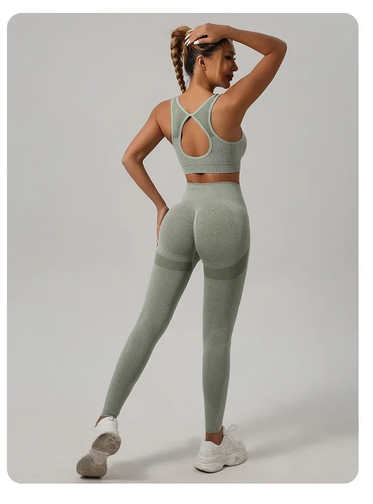 Seamless Yoga Set Women Beauty Back Sports Bra+ Hip Lifting Leggings