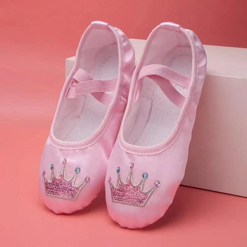 Children's Dance Shoe Soft Sole Practicing Cat Claw Satin Embroidery Ballet Body Yoga Girl Indoor Gymnastics Shoes