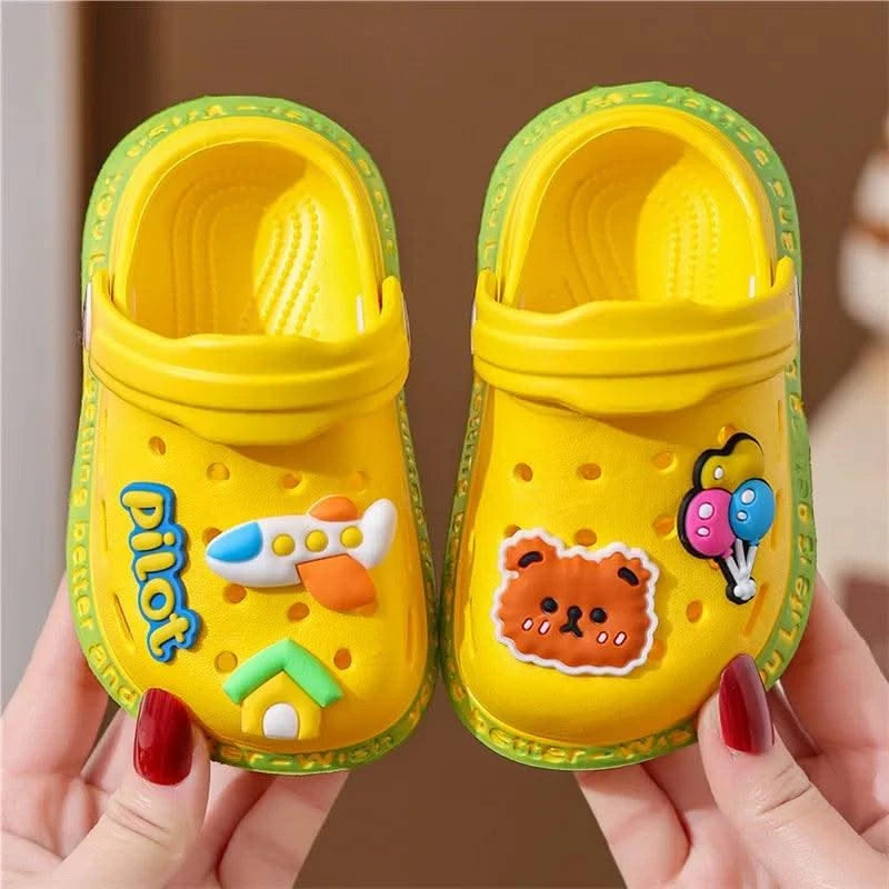 Soft Anti-Skid Cartoon Design Hole Sandals |Children's Shoes | Summer Wear For Boys Girls | Kids Shoes/Slippers | Baby Shoes