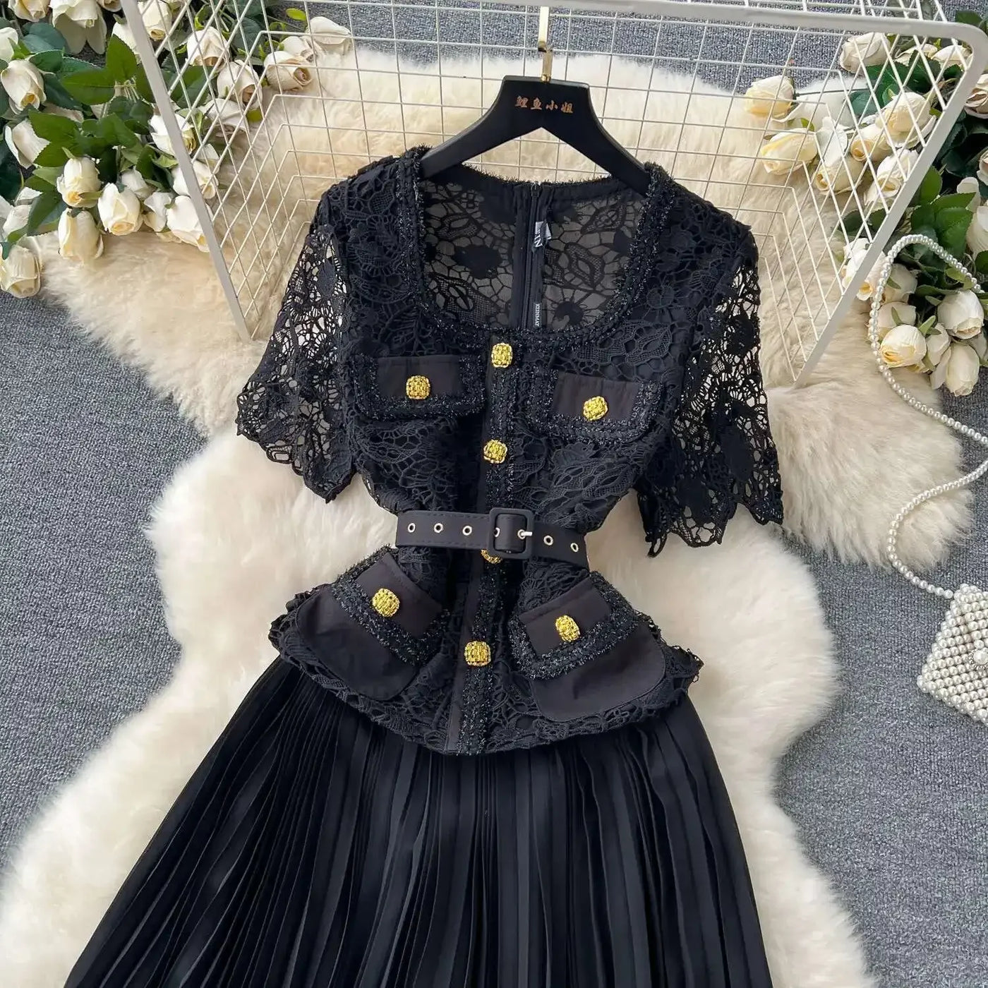 Designer 2025 Summer Pleated Chiffon Lace Long Dress Women Flower Embroidery Gold Button Belt Evening Party Dresses Wedding Robe