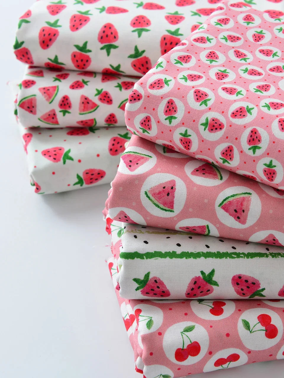 145x50cm Handmade Pink Strawberry Cotton Fabric for DIY Clothing, Ins Countryside Dress for Baby and Pet Cloth