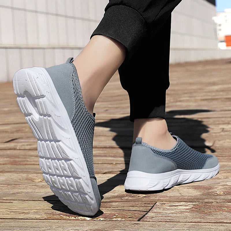 Summer Sneakers Men Shoes Breathable Mesh Lightweight Walking Casual Shoes Slip-On Driving Men's Loafers Zapatos Casuales