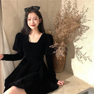 Fashion Velvet Black Dress for Women Fall Winter Elegant Hepburn Style Casual Mini Dress Y2K Streetwear Long Sleeve Puff Vestido