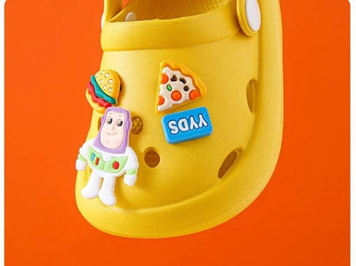 2023 Clogs  Boys Girls Summer Kids Children's Hole Shoes Infant Indoor Slippers Non-Slip Beach Sandals Toddler Home Shoes Baby