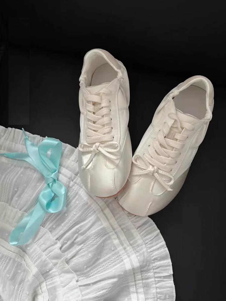 Bowknot ballet dance flat shoes casual little white women/girl