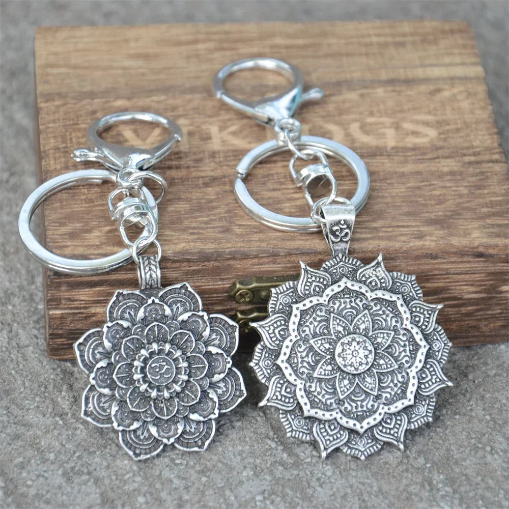 Nostalgia Yoga Lotus Keyring Mandala Jewelry Vintage Keychain For Women Buddhism Gifts