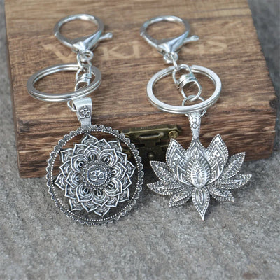 Nostalgia Yoga Lotus Keyring Mandala Jewelry Vintage Keychain For Women Buddhism Gifts