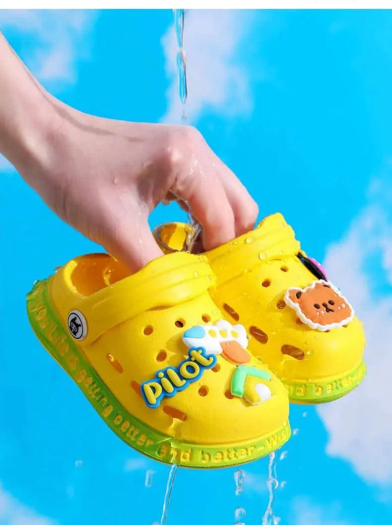 Soft Anti-Skid Cartoon Design Hole Sandals |Children's Shoes | Summer Wear For Boys Girls | Kids Shoes/Slippers | Baby Shoes