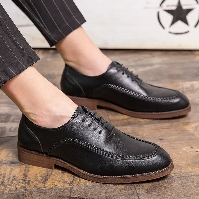 2020 Leather Casual Men shoes loafers Hand stitch Brogues design Luxury Brand Social shoes slip on Plus size 38-47 Autumn