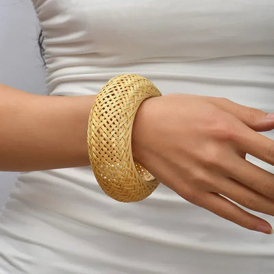 Bohemian Female Fashion Wood Bamboo Rattan Weave Handmade Bangles Big Bracelets For Women Boho Beach Style Ladies Jewelry Gifts