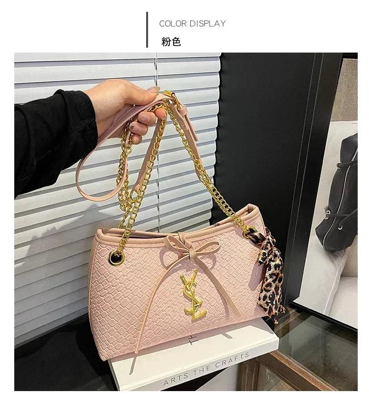 Famous designer women’s handbag in soft leather elegant crossbody-bag with adjustable strap classic luxury style