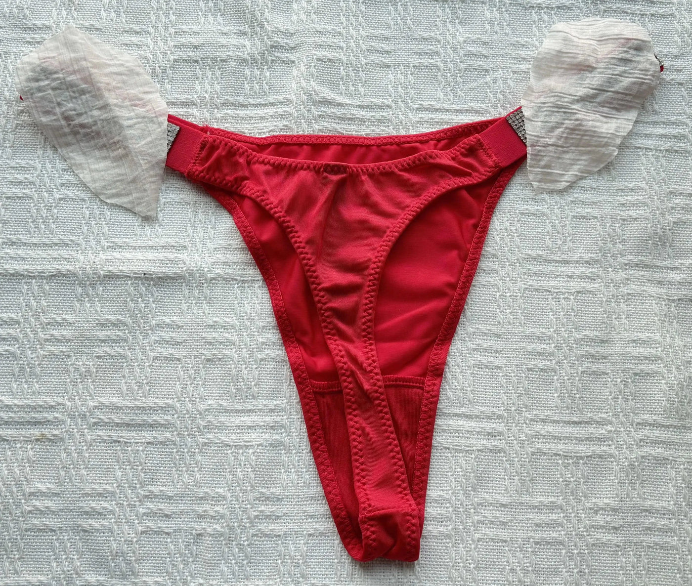 2025 New Women'S Underwear, Smooth Low-Waisted Sexy Women'S Thong, Attractive, Breathable, Shiny, Sexy And Comfortable In One