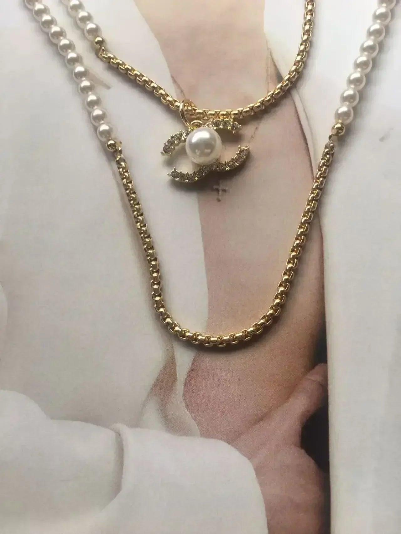 Luxury design necklace 106cm pendant can move freely be stacked in single layer or double worn many ways.