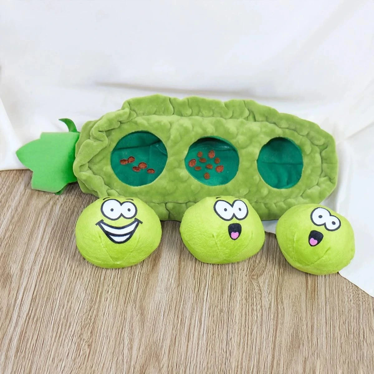 Pet Dog Snack Hiding Toys Relieve Boredom Interactive Doll  Pea Pods Sets Throwing Chasing Plush Toy Slow Food Smelling Pet Ball