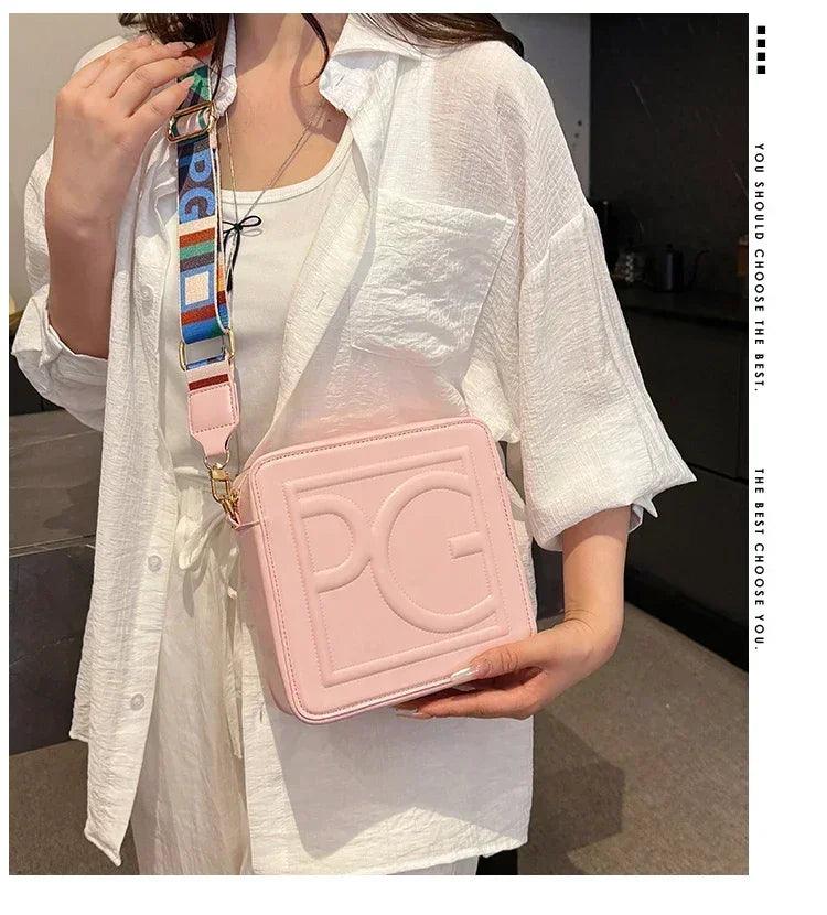 Classic designer shoulder bag for ladies - high-quality leather handbags versatile tote bags & chic crossbody
